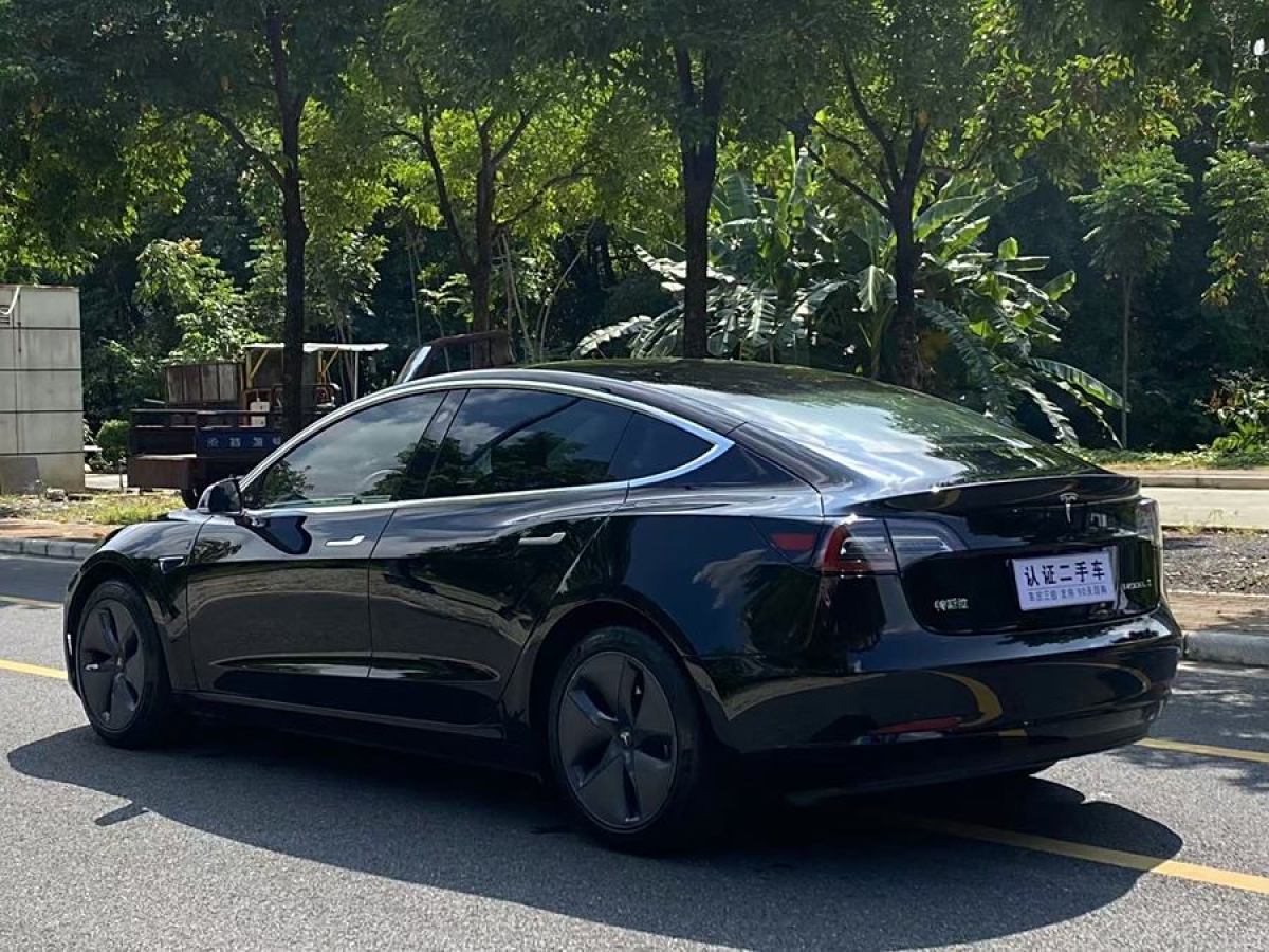 特斯拉 Model Y  2020款 改款 標(biāo)準(zhǔn)續(xù)航后驅(qū)升級(jí)版圖片