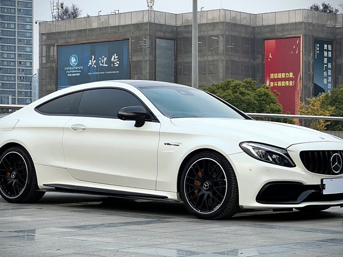 奔馳 奔馳C級(jí)AMG  2015款 AMG C 63 S圖片