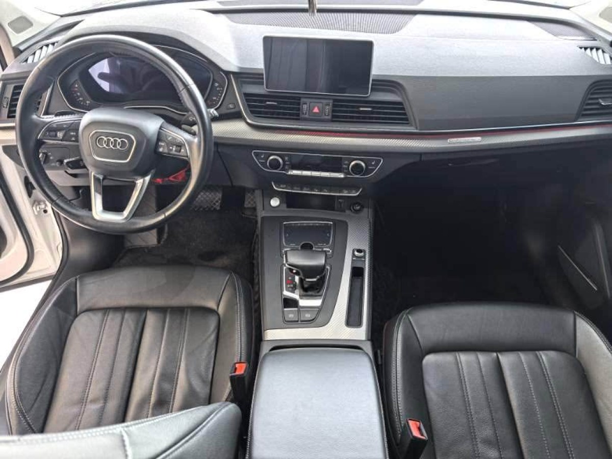 奧迪 奧迪Q5L  2020款 45 TFSI 尊享運(yùn)動(dòng)型圖片