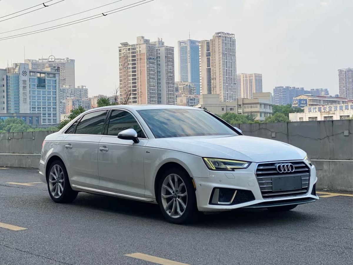 奧迪 奧迪A4L  2019款 40 TFSI 時(shí)尚型 國V圖片
