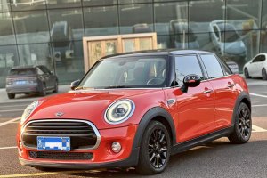 MINI MINI 1.5T COOPER 經(jīng)典派 五門版