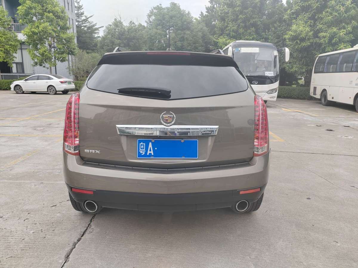 凱迪拉克 SRX  2015款 3.0L 精英型圖片