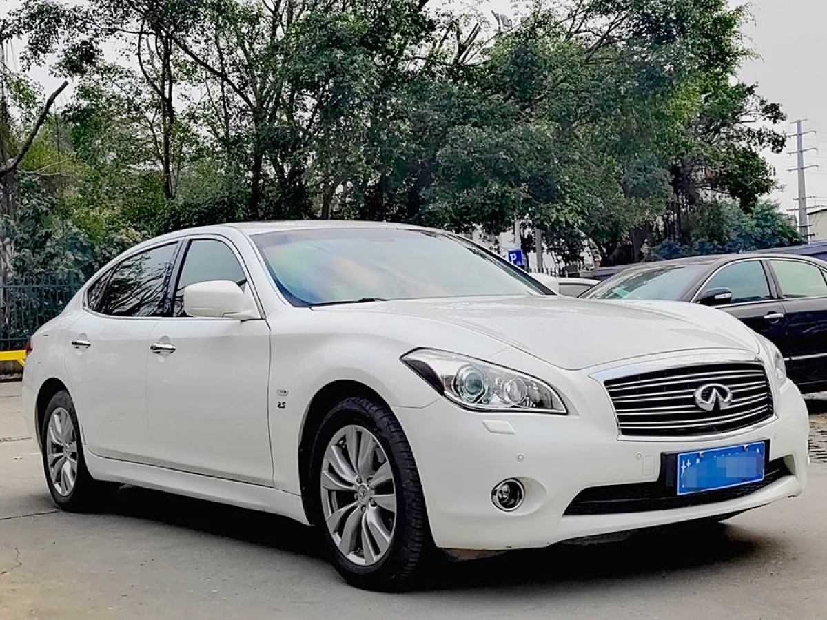 英菲尼迪 Q70  2013款 Q70L 2.5L 雅致版圖片