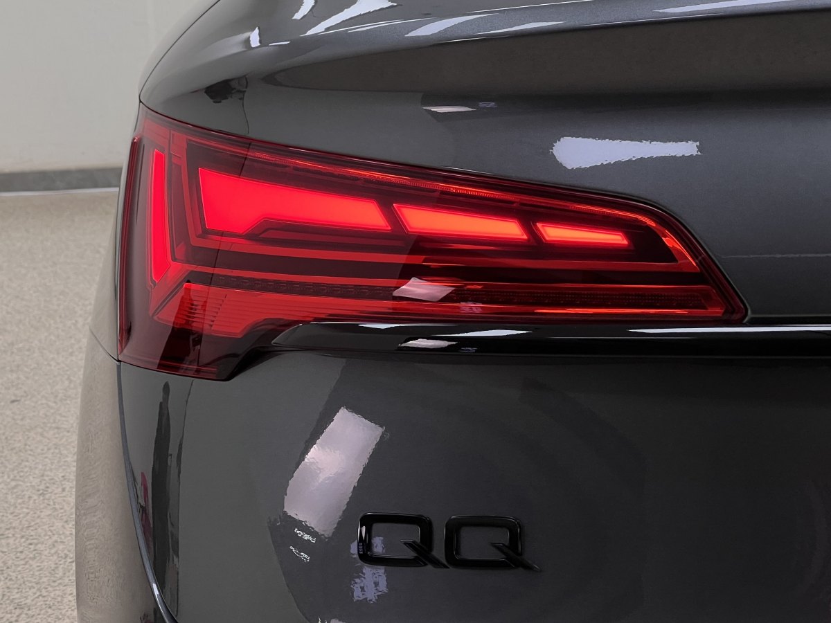 2022年3月奧迪 奧迪Q5L Sportback  2022款 改款 45 TFSI 豪華型