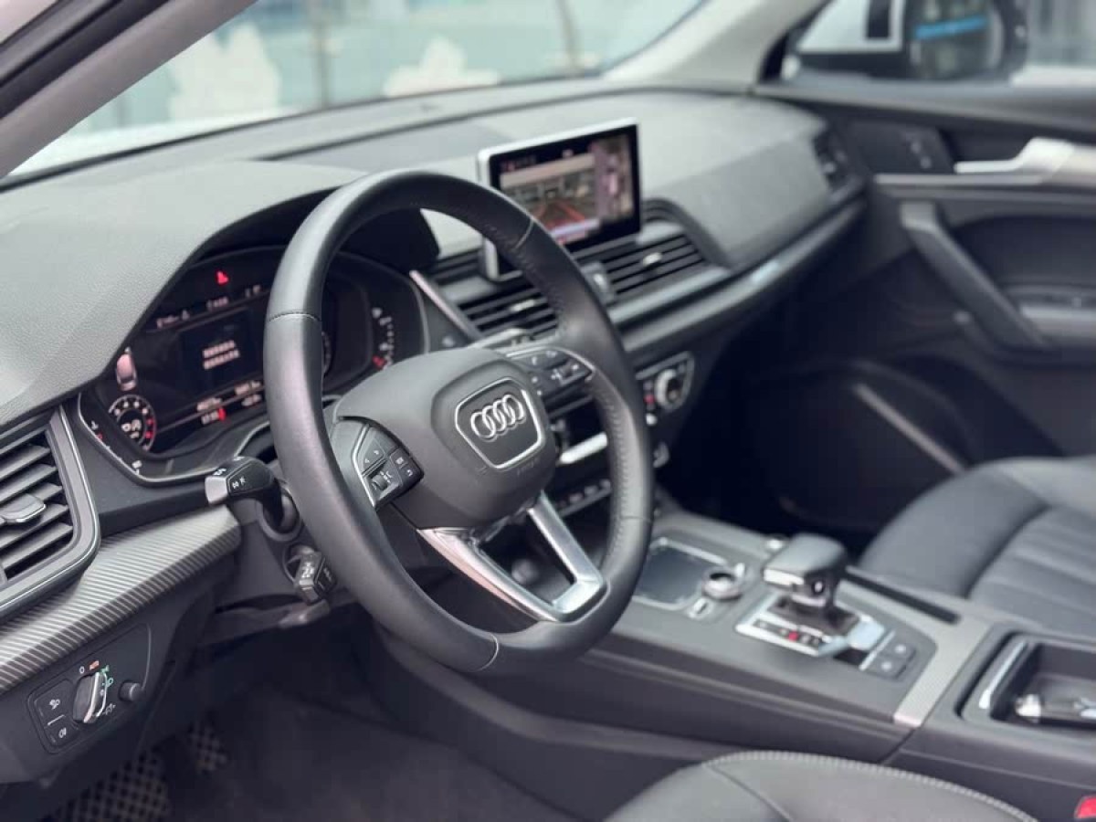 奧迪 奧迪Q5L  2020款 45 TFSI 尊享時尚型圖片