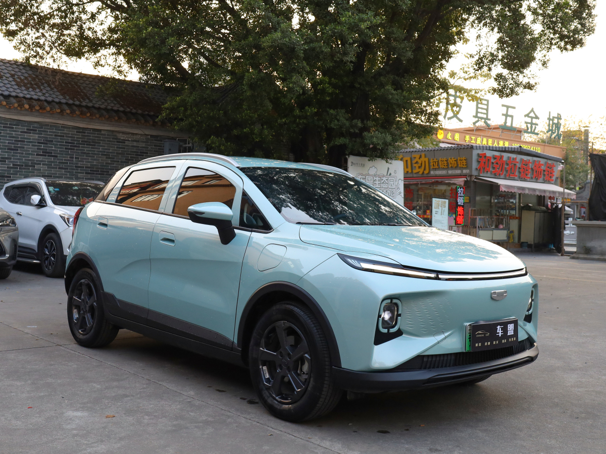 幾何 幾何E  2024款 401KM 螢光圖片