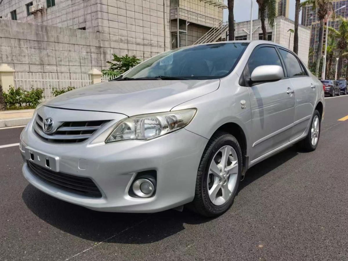 豐田 卡羅拉  2013款 1.6L GL炫酷特裝版圖片