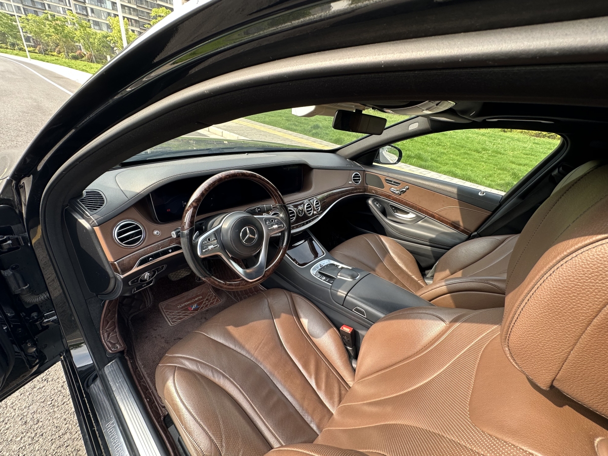 2019年4月奔驰 奔驰S级  2019款 S 350 L 尊贵型
