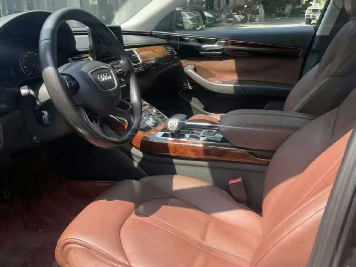 奧迪 奧迪A8  2012款 A8L 45 TFSI quattro舒適型圖片