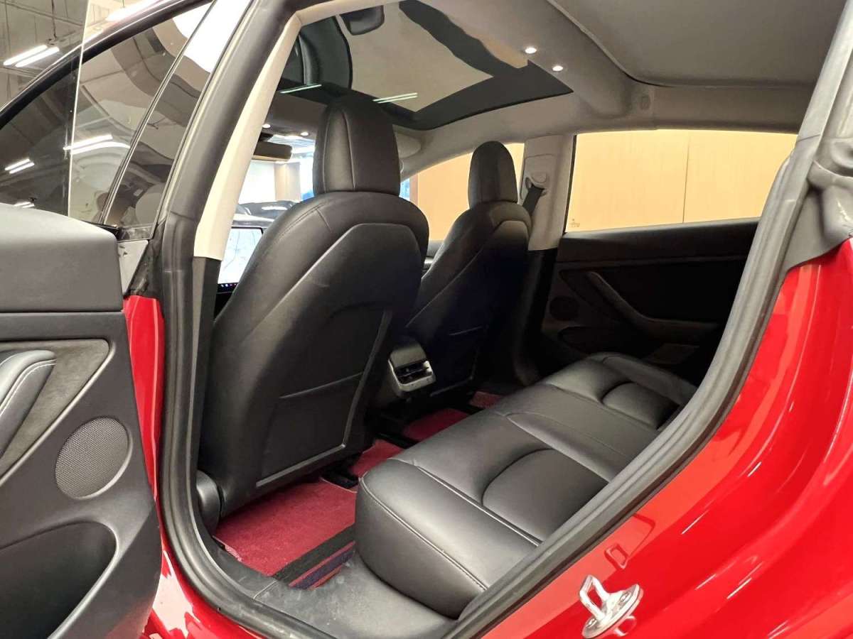 特斯拉 Model 3  2019款 標準續(xù)航后驅(qū)升級版圖片