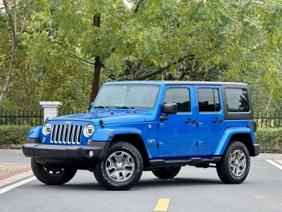 2016年6月 Jeep 牧马人(进口) 3.0L Sahara 四门舒享版图片