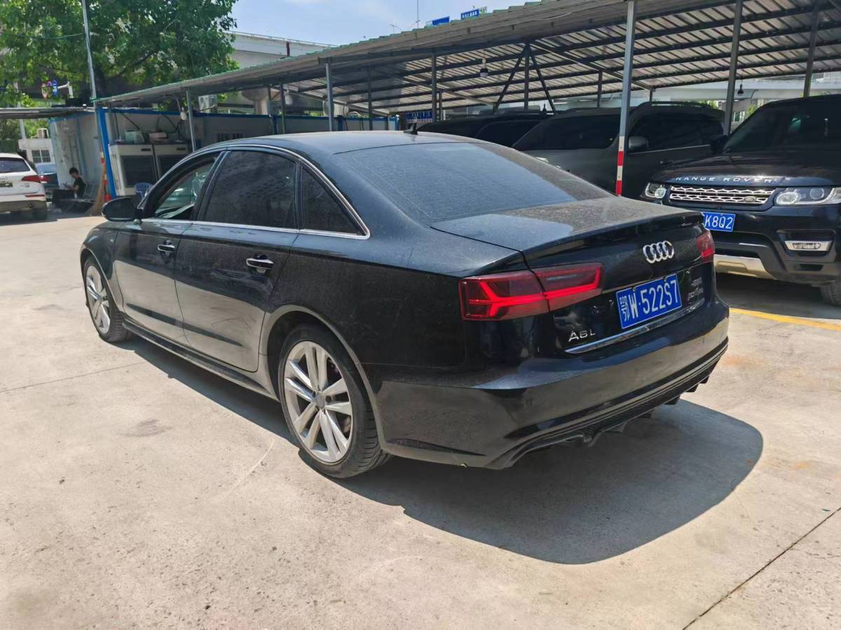 奧迪 奧迪A4L  2018款 30周年年型 45 TFSI quattro 運(yùn)動(dòng)型圖片