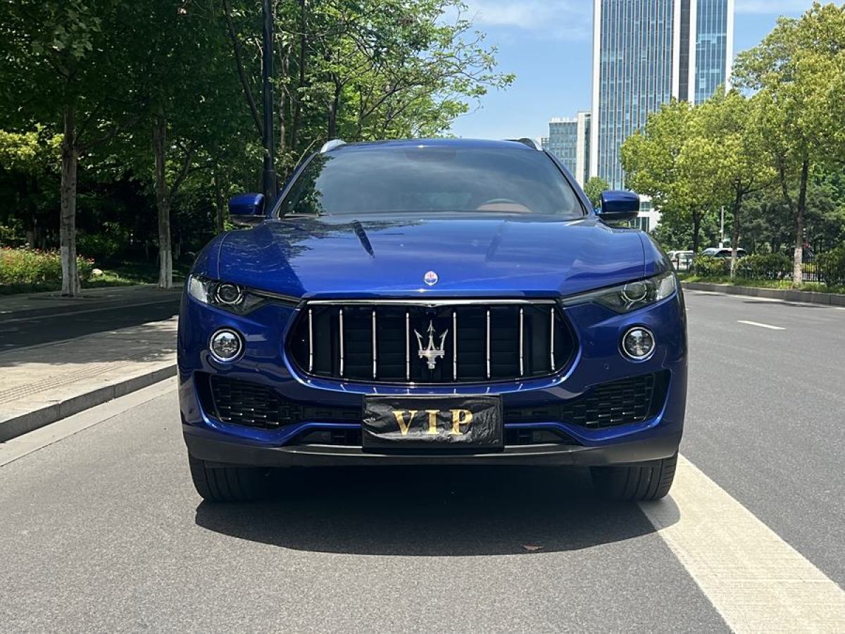 2021年5月瑪莎拉蒂 Levante  2019款 3.0T 350Hp 標(biāo)準(zhǔn)版 國(guó)VI