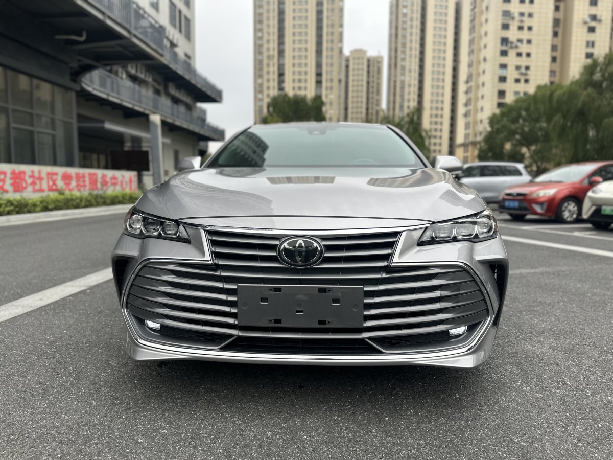 豐田 亞洲龍  2019款 2.0L 豪華版圖片