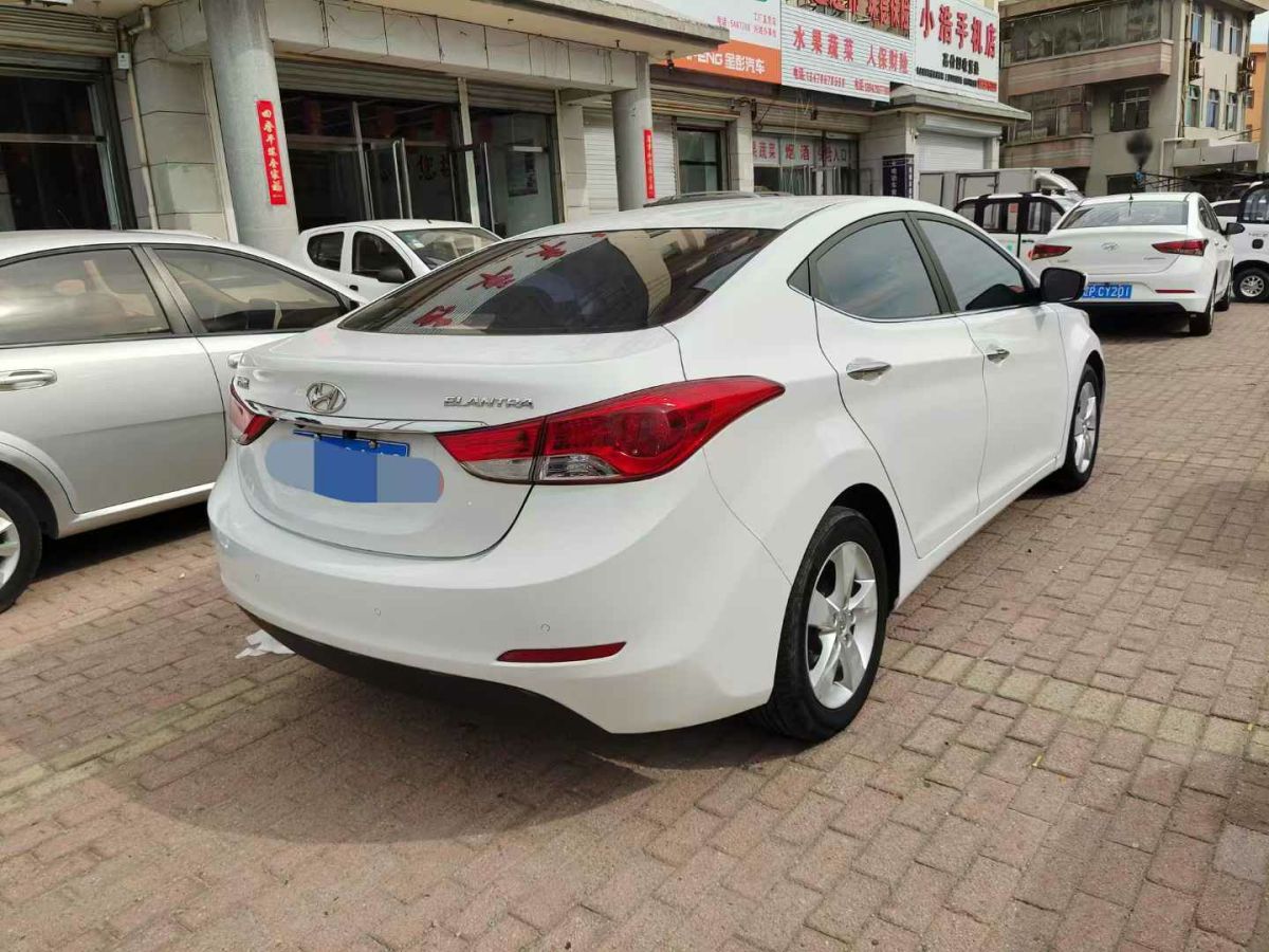 現(xiàn)代 朗動  2013款 1.6L 自動尊貴型圖片