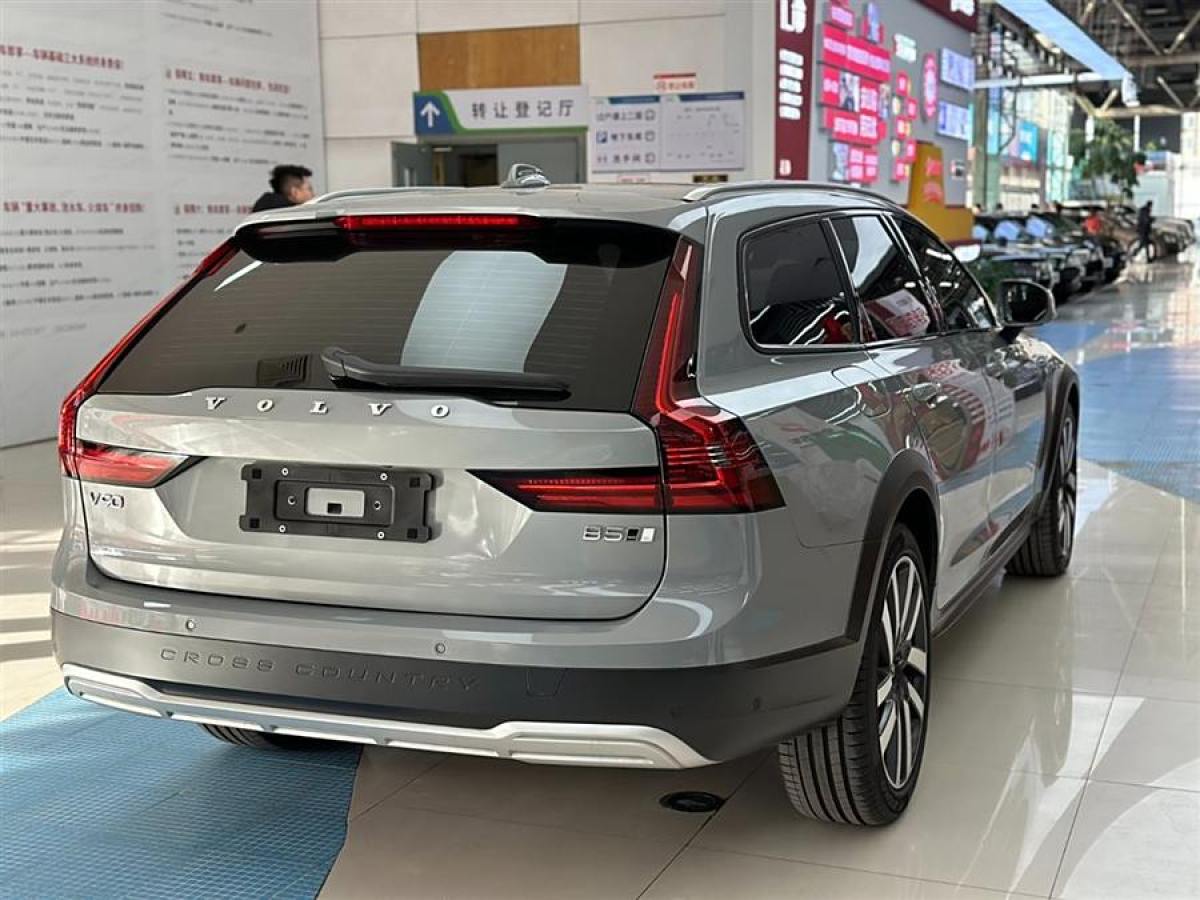 沃爾沃 V90  2024款 Cross Country B5 AWD 智尊版圖片