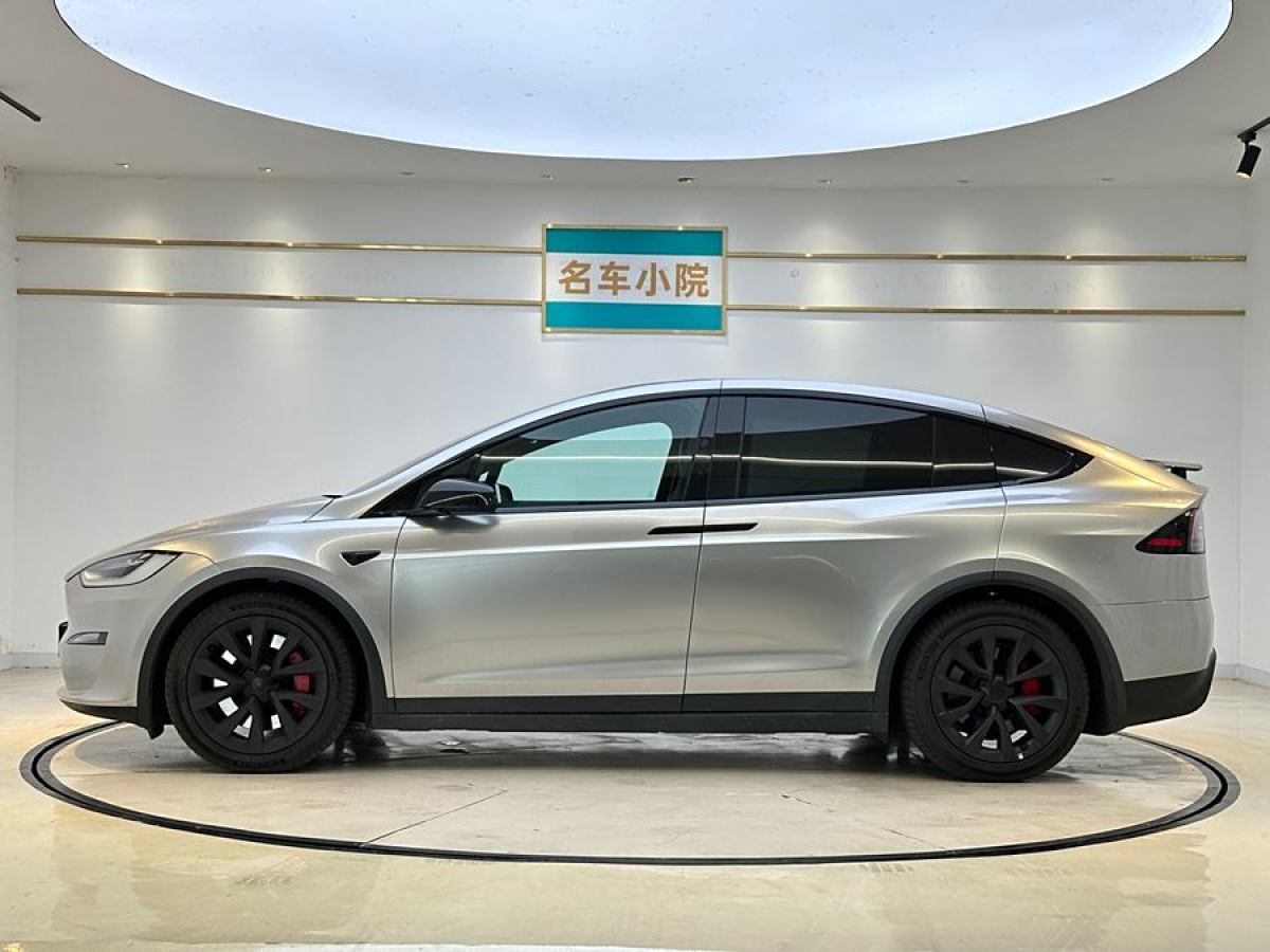 特斯拉 Model X  2023款 三電機(jī)全輪驅(qū)動(dòng) Plaid版圖片