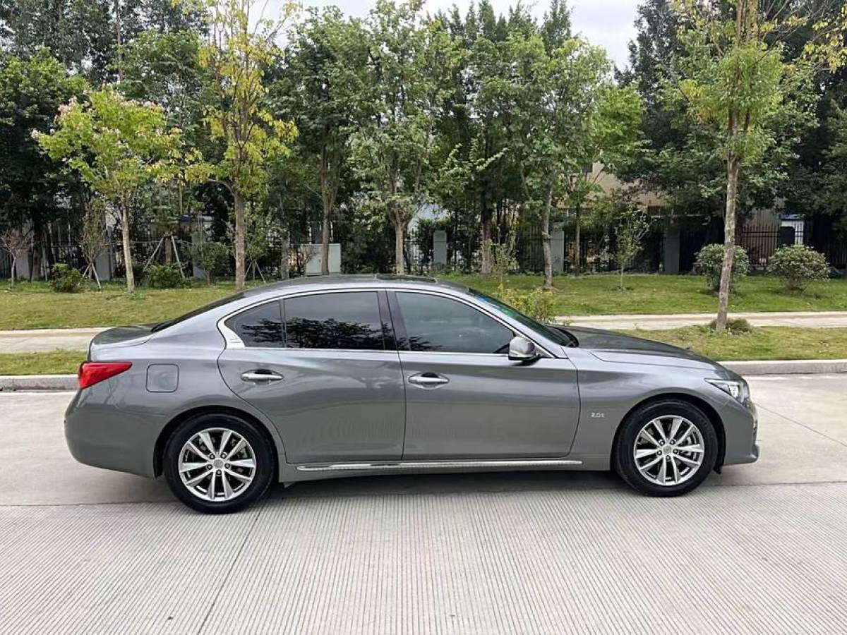 英菲尼迪 Q50L  2016款 2.0T 悅享版圖片