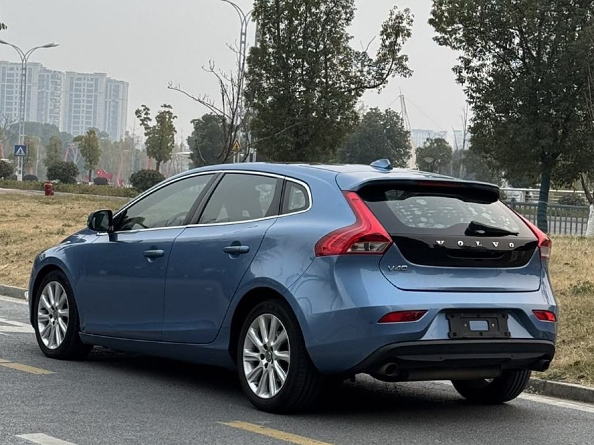 沃爾沃 V40  2015款 1.6T 智雅版圖片