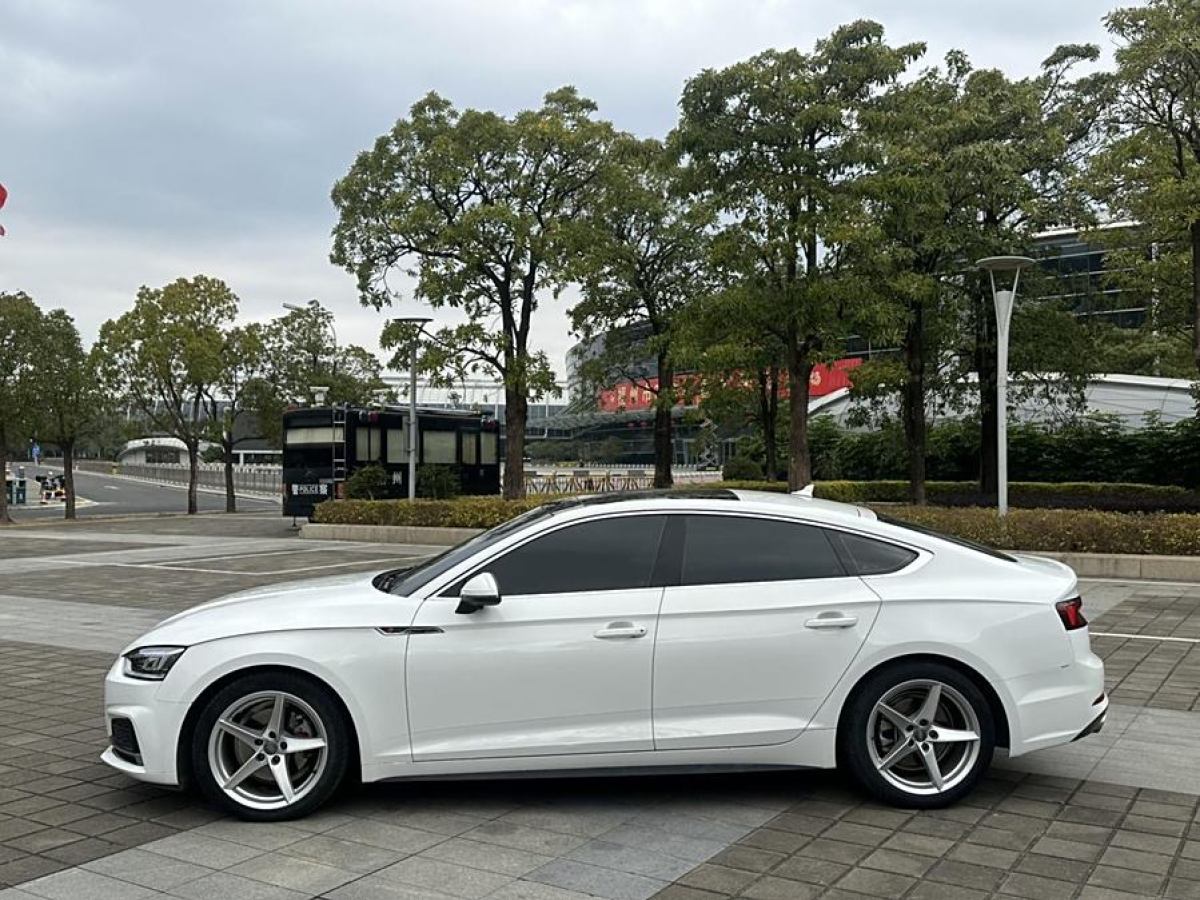 奧迪 奧迪A5  2019款 Sportback 40 TFSI 時尚型圖片