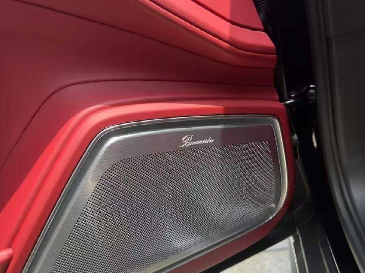 保時(shí)捷 911  2024款 Turbo 3.7T 50周年紀(jì)念版圖片