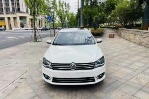 寶來 大眾 230TSI DSG舒適型