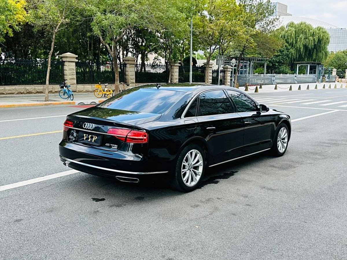 奧迪 奧迪A8  2014款 A8L 45 TFSI quattro豪華型圖片