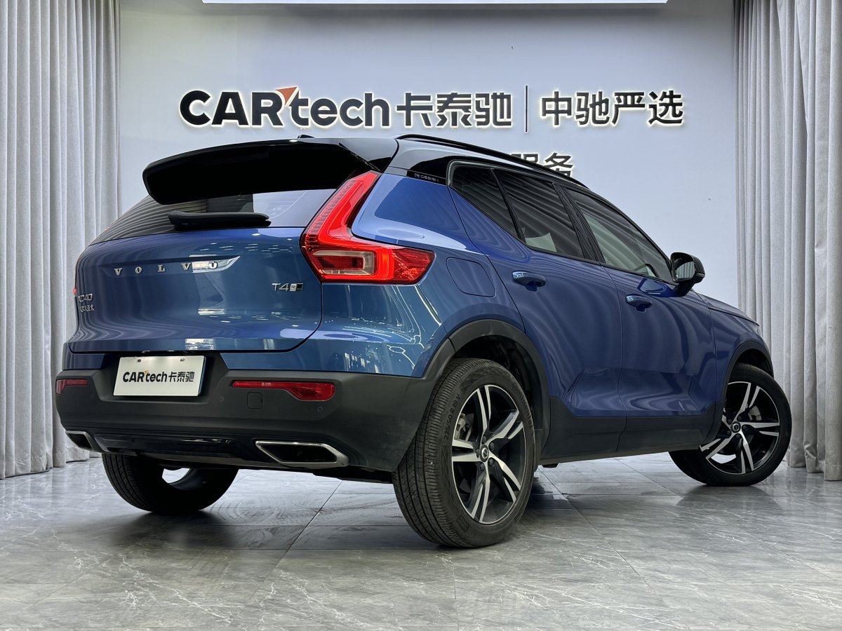 沃尔沃 沃尔沃XC40  2020款  T4 四驱智远运动版图片