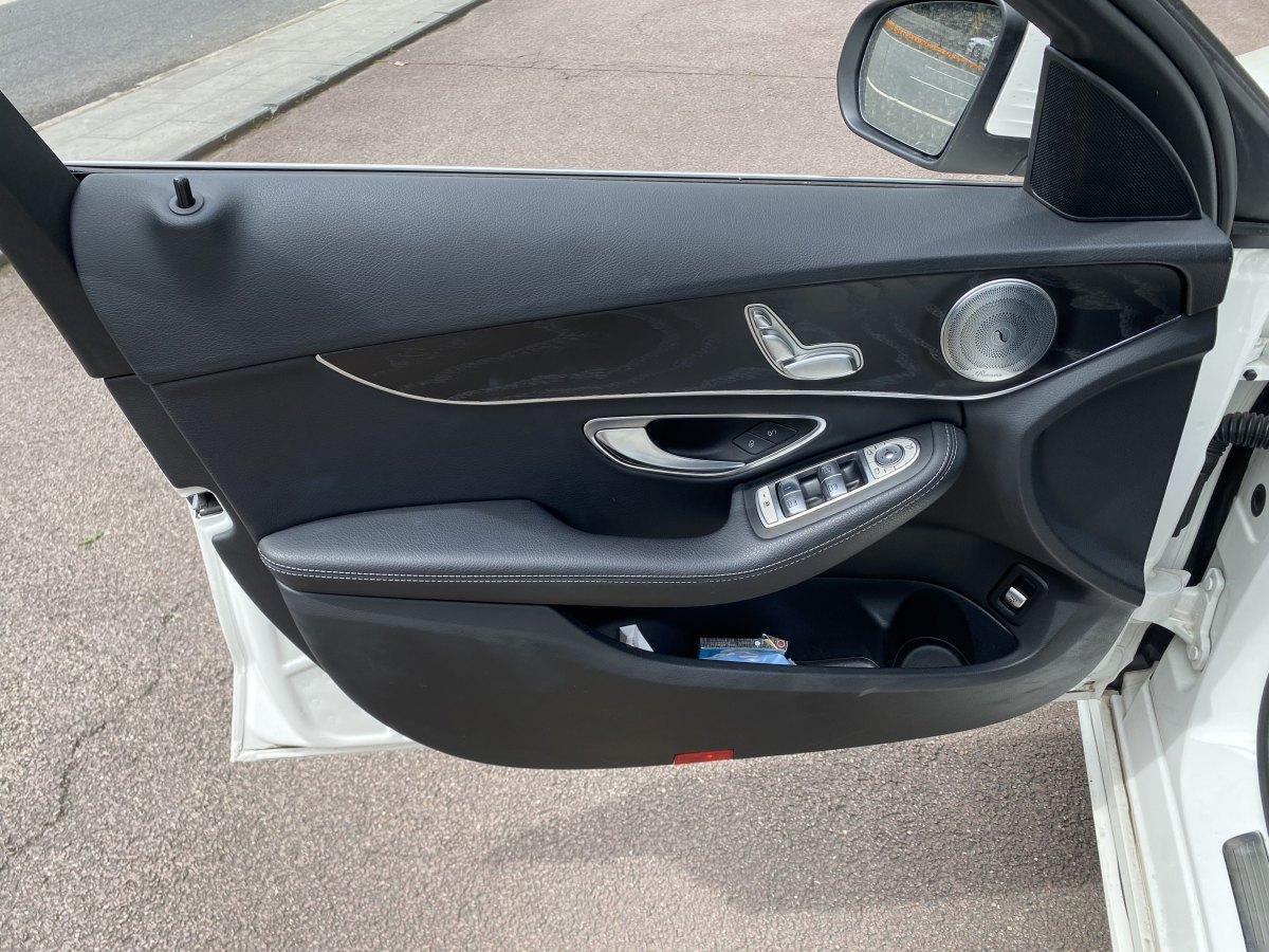 2018年3月奔驰 奔驰C级  2017款 改款 C 200 旅行轿车