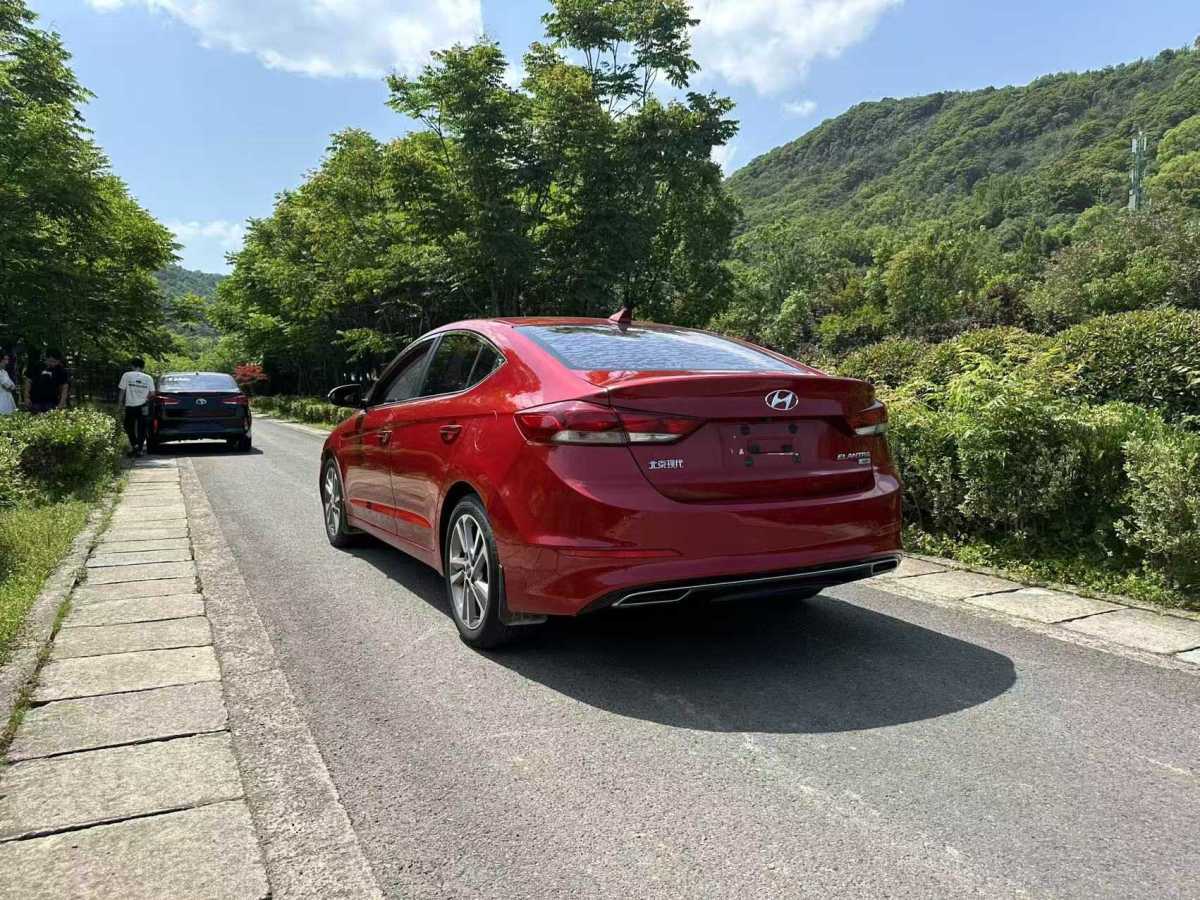 現(xiàn)代 領(lǐng)動  2016款 1.6L 自動智炫?豪華型圖片