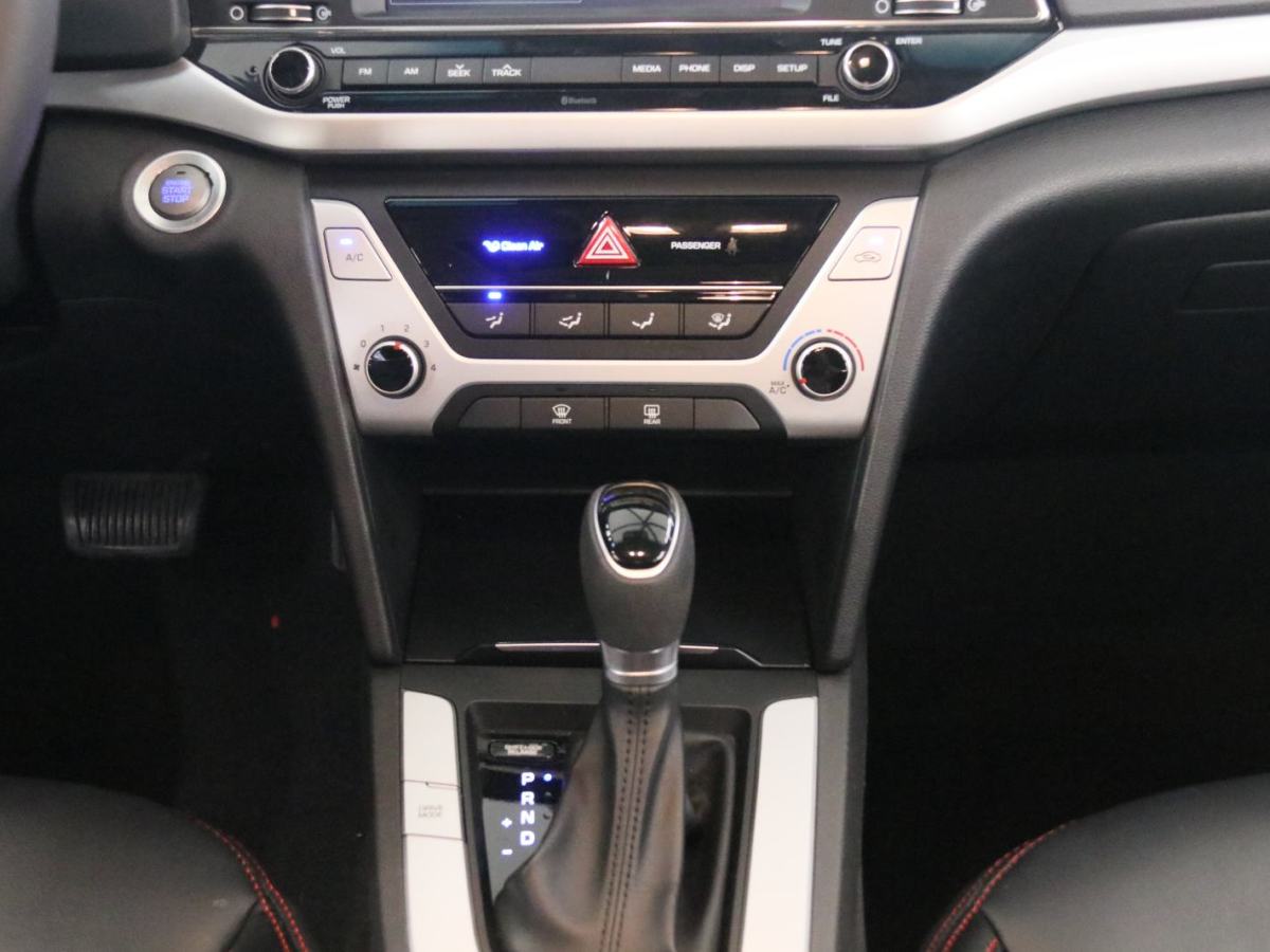現(xiàn)代 領(lǐng)動(dòng)  2016款 1.6L 自動(dòng)智炫?精英型圖片