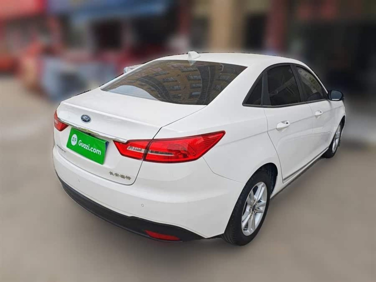 福特 福睿斯  2019款  改款 1.5L 自動(dòng)悅享型 國VI圖片