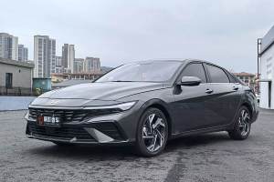 伊兰特 现代 1.5L CVT LUX尊贵版