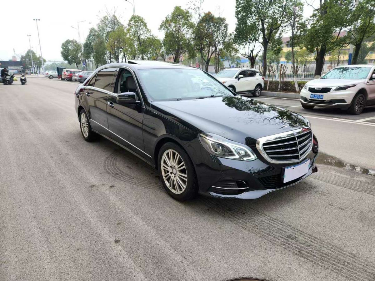 奔馳 奔馳E級  2013款 E 260 L CGI優(yōu)雅型圖片