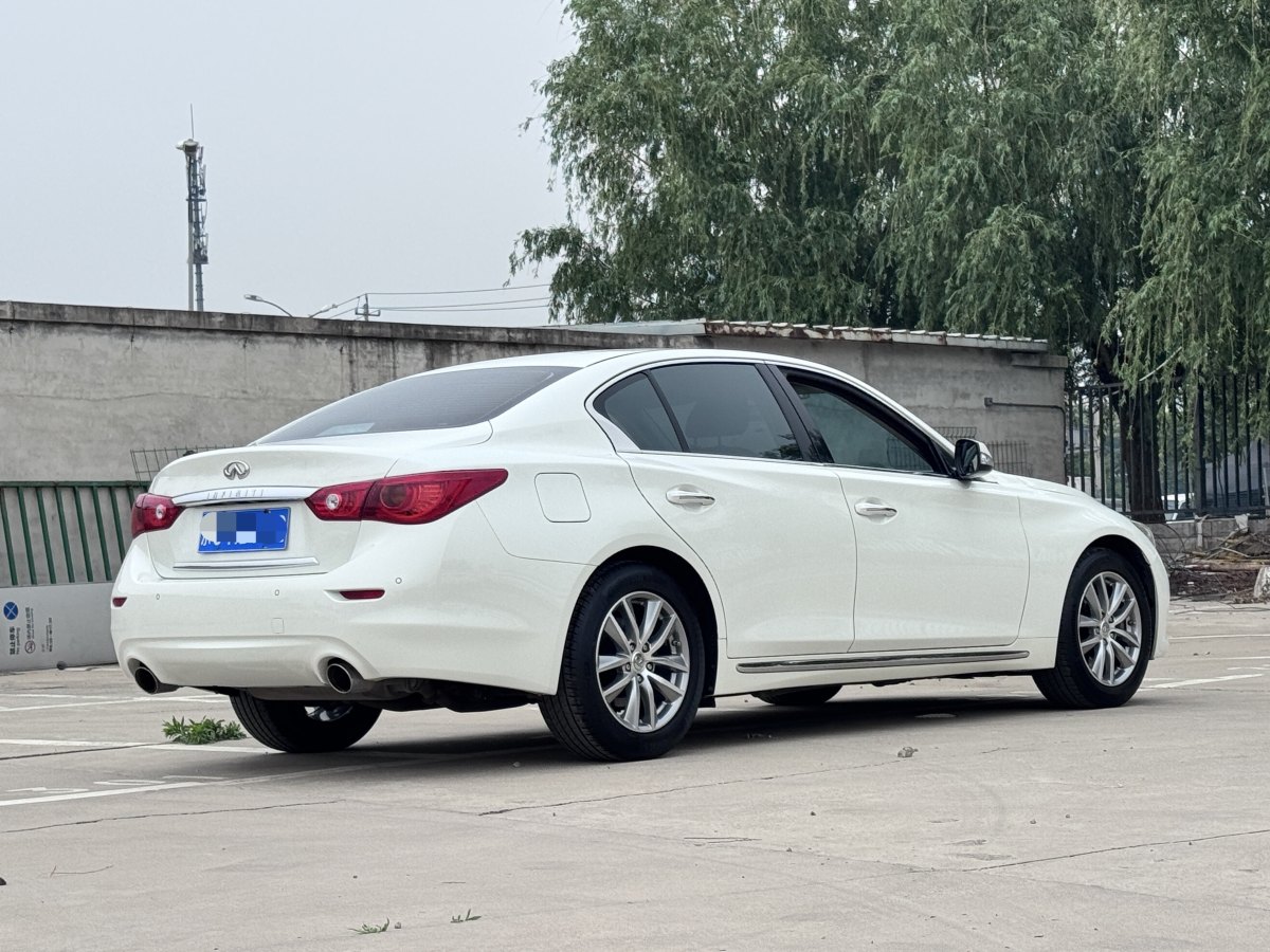 英菲尼迪 Q50L  2015款 2.0T 舒適版圖片