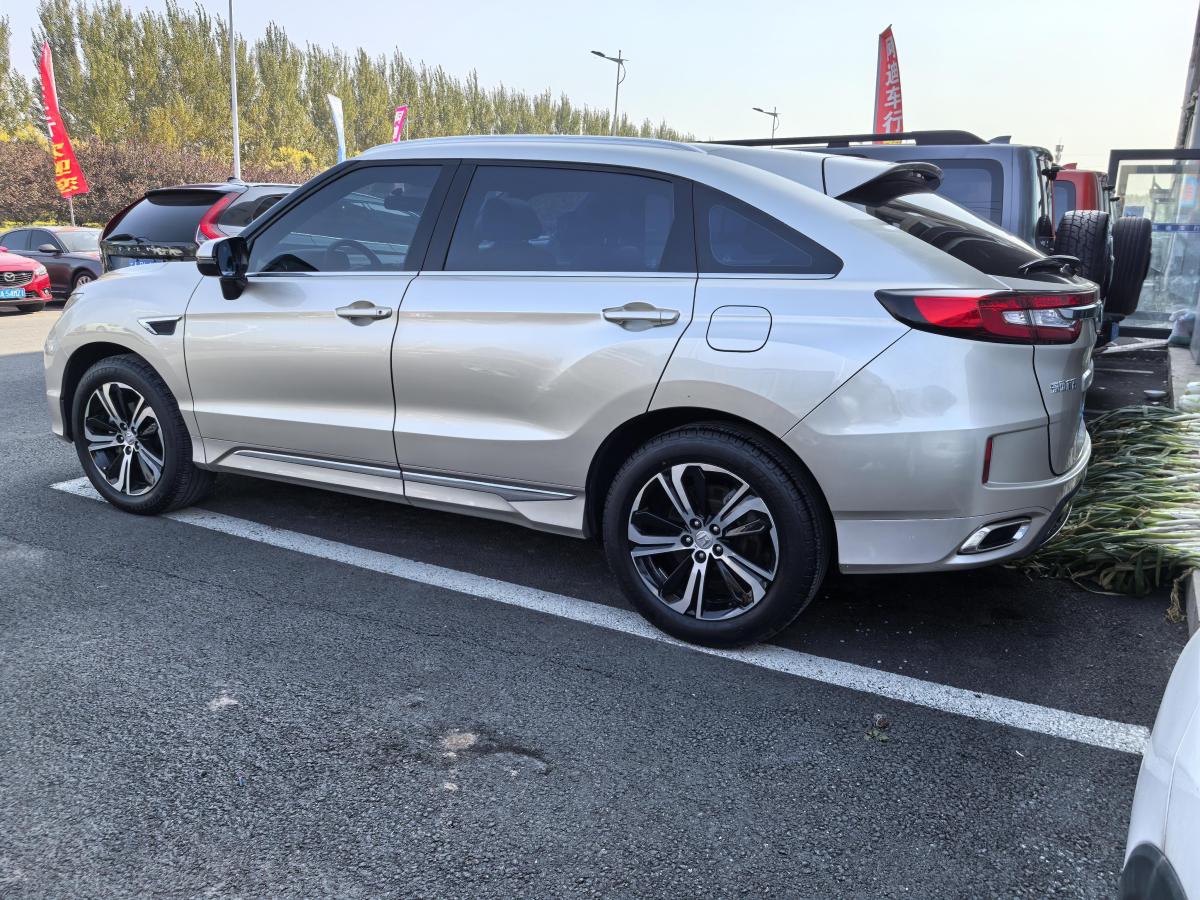 本田 UR-V  2017款 370TURBO 兩驅(qū)尊貴版圖片