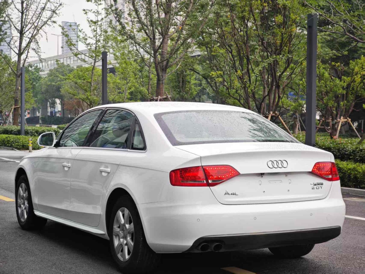 奧迪 奧迪A4L  2011款 2.0 TFSI 舒適型圖片