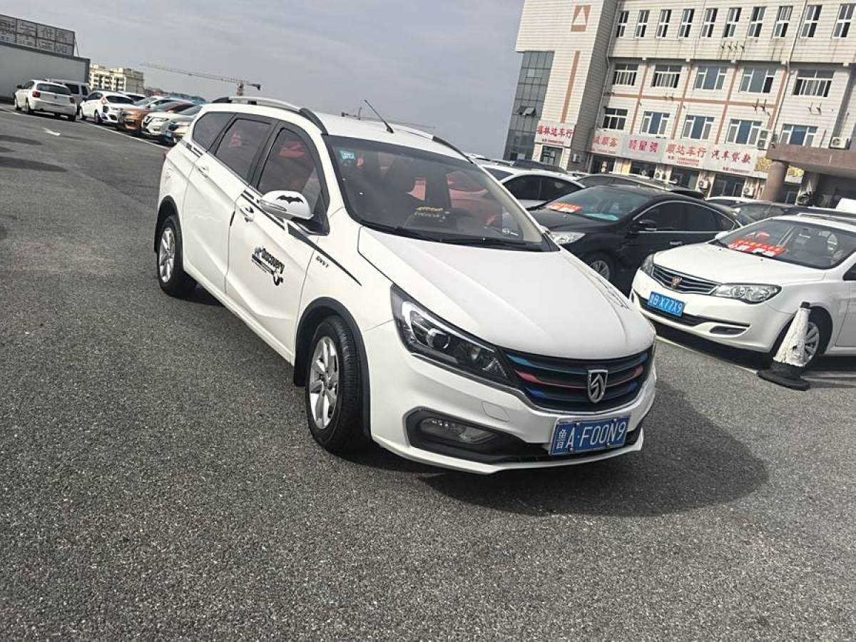 寶駿 310W  2017款 1.5L 手動時尚型圖片