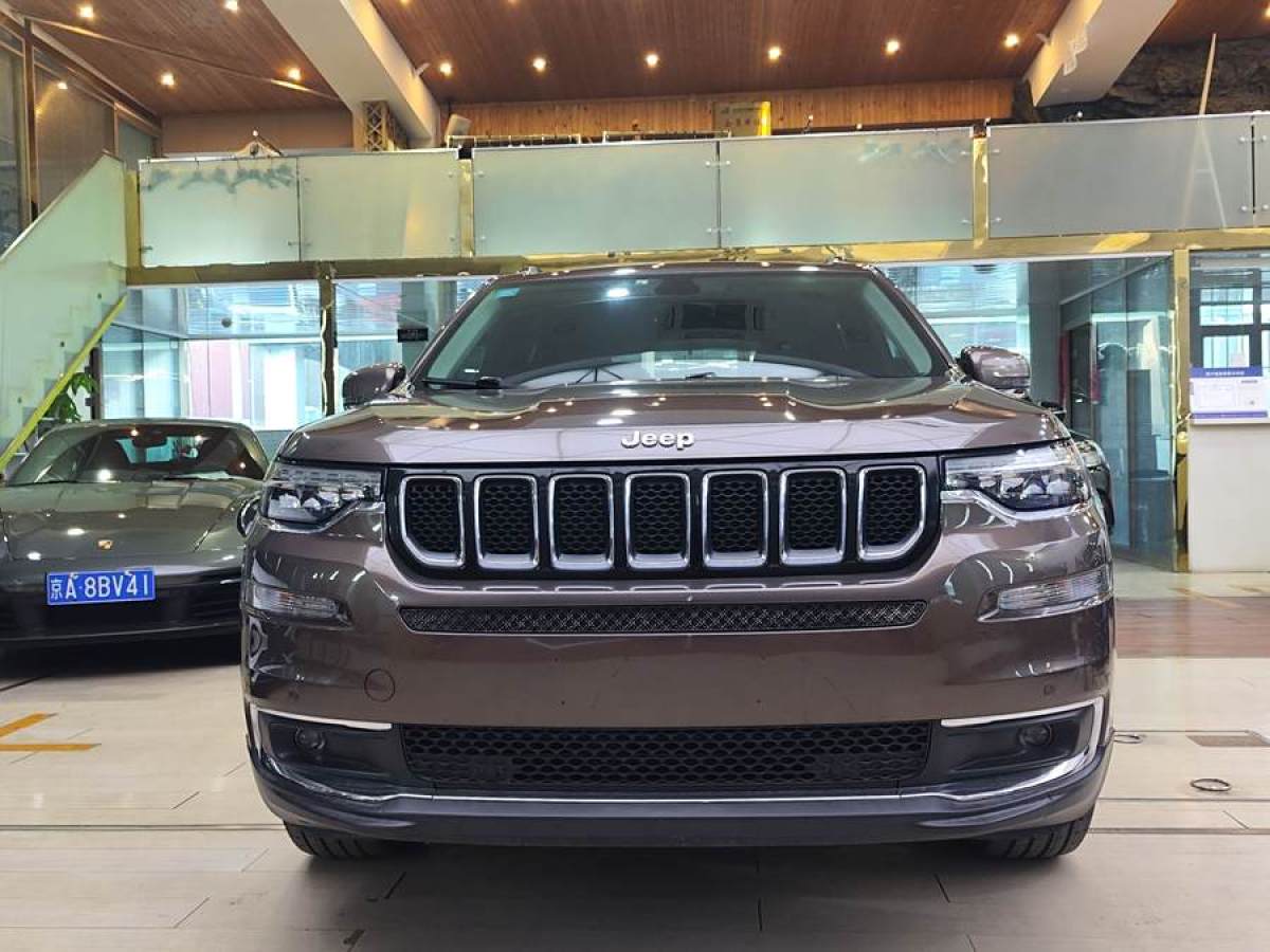 Jeep 大指揮官  2018款 2.0T 四驅(qū)尊享導(dǎo)航版 國VI圖片