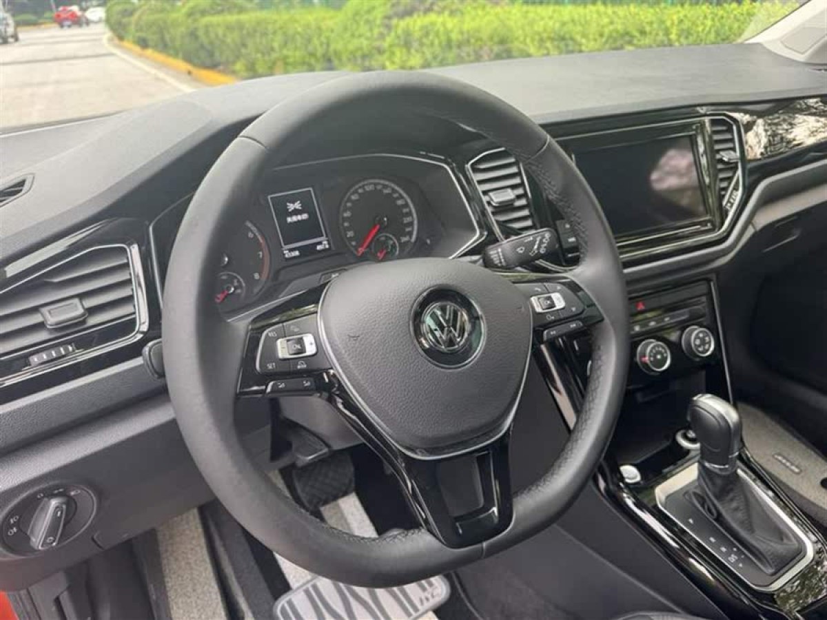 大眾 T-ROC探歌  2019款 280TSI DSG四驅(qū)舒適型 國(guó)VI圖片