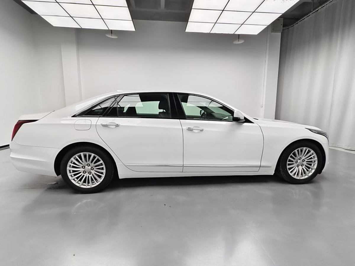 凱迪拉克 CT6  2019款 28T 時尚型圖片