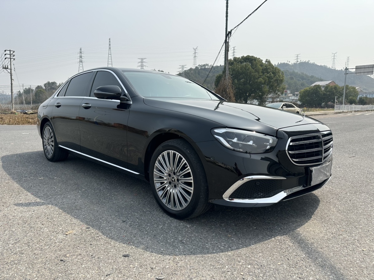 奔馳 奔馳E級  2023款 E 300 L 豪華型圖片