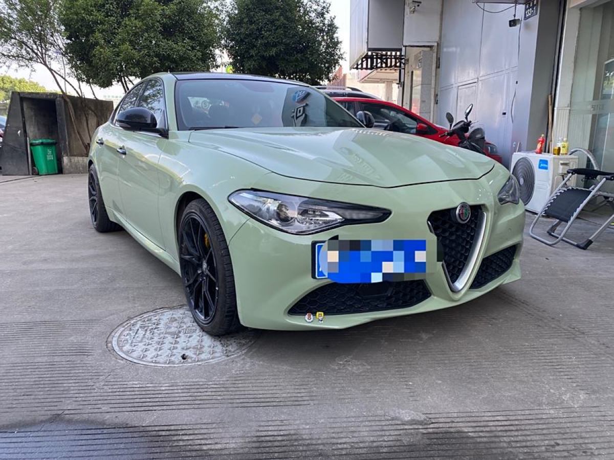 阿爾法·羅密歐 Giulia  2017款 2.0T 280HP 豪華版圖片