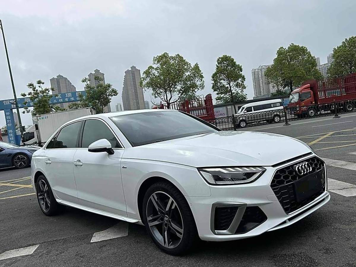 奧迪 奧迪A4L  2020款 40 TFSI 豪華動(dòng)感型圖片