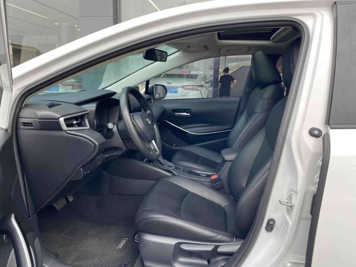 豐田 卡羅拉  2021款 雙擎 1.8L E-CVT精英版圖片