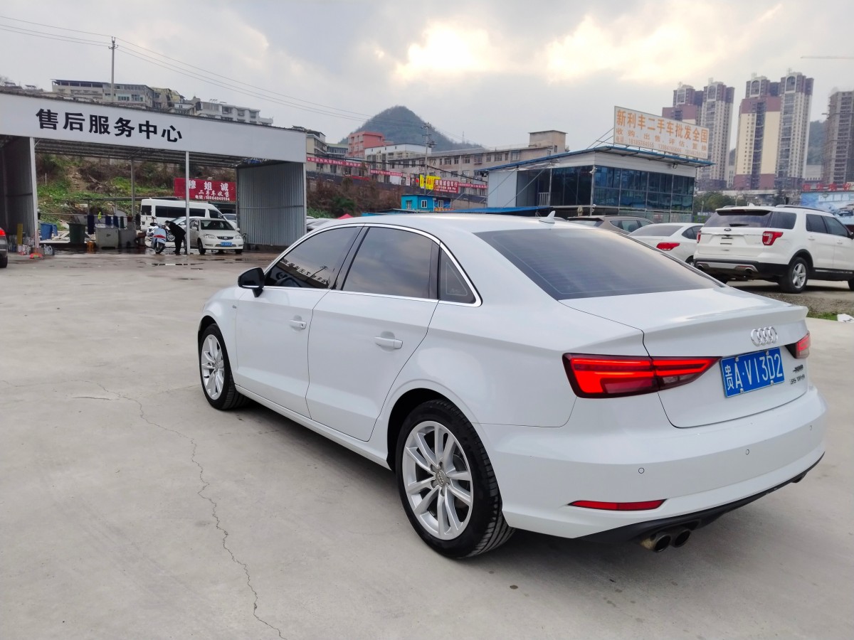 奧迪 奧迪A3  2018款 30周年年型 Limousine 35 TFSI 時尚型圖片