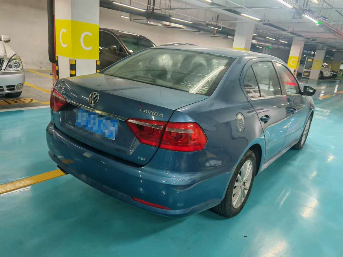 大眾 朗逸  2013款 1.4 TSI 豪華導(dǎo)航版圖片