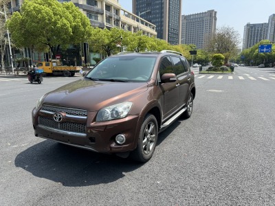 2012年8月 豐田 RAV4榮放 特享版 2.4L 自動(dòng)四驅(qū)尊崇圖片