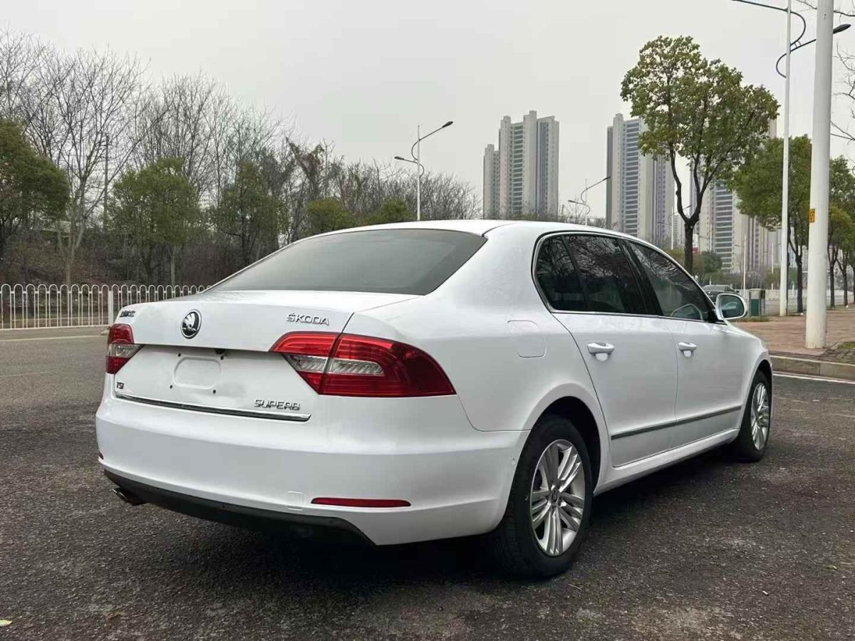 斯柯達(dá) 速尊  2014款 2.0TSI 尊貴版圖片