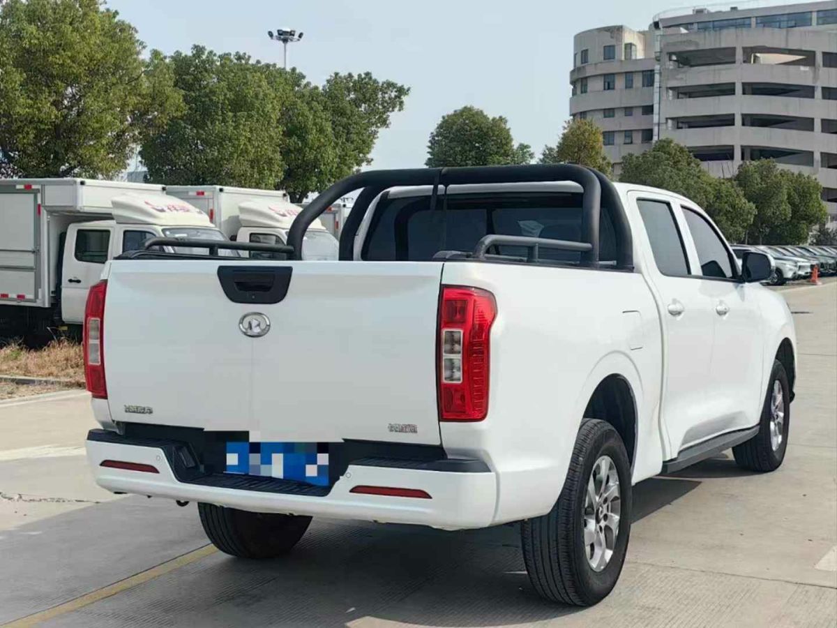 長(zhǎng)城 炮  2022款 2.0T商用版 手動(dòng)柴油四驅(qū)茶王版標(biāo)箱GW4D20M圖片